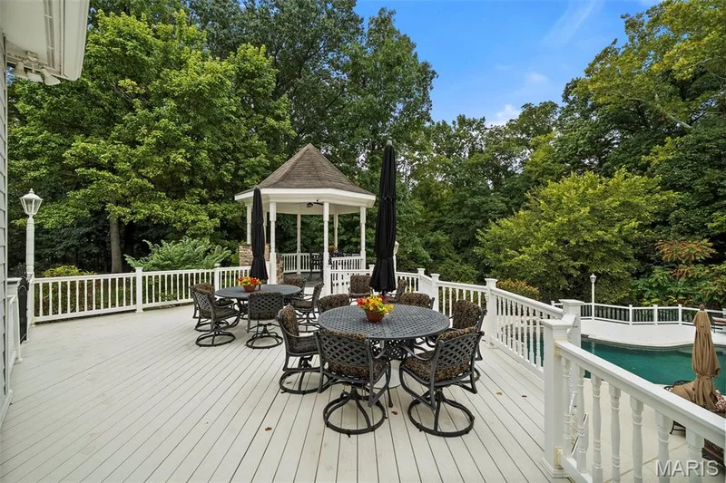 17712 Sugarberry Court, Chesterfield, MO 63005 — listing photo 79 of 98