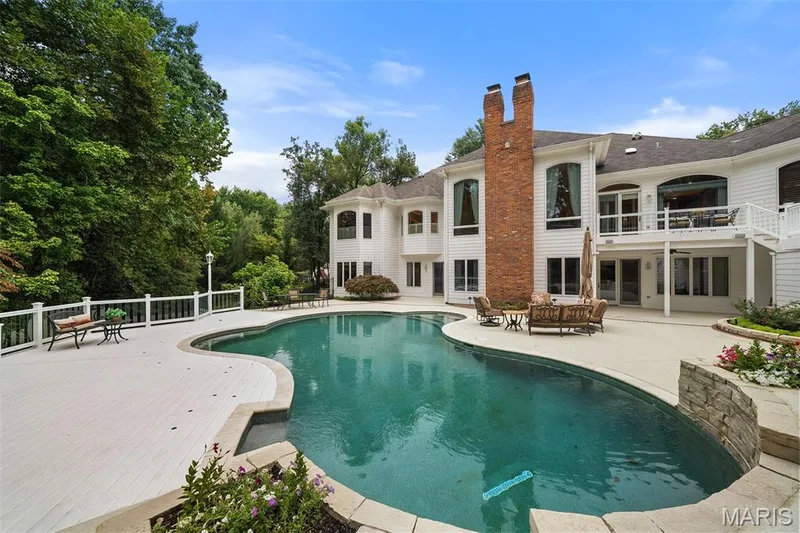 17712 Sugarberry Court, Chesterfield, MO 63005 — listing photo 86 of 98