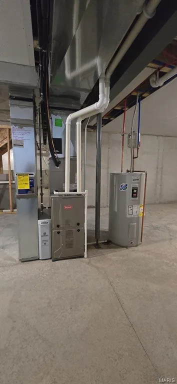 327 Dalriada Boulevard, O'Fallon, MO 63368 — listing photo 23 of 37