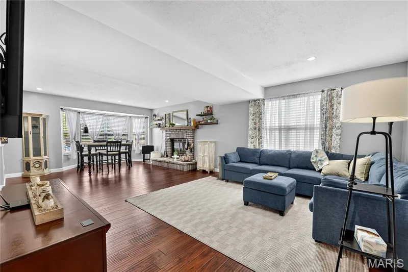 2750 Red Cedar Parc Drive, O'Fallon, MO 63368 — listing photo 9 of 58
