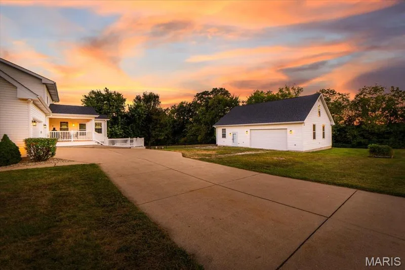 Includes a separate 2-car detached garage featuring a second-floor home office/flex space! — 2265 Mette Road, Wentzville, MO 63385