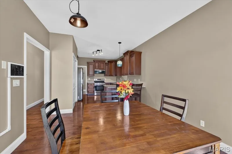 2265 Mette Road, Wentzville, MO 63385 — listing photo 14 of 61