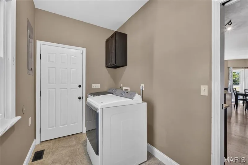 Convenient main-floor laundry — 2265 Mette Road, Wentzville, MO 63385