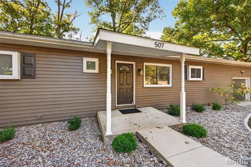 507 Charlotte Place, O'Fallon, MO 63366 — listing photo 7 of 61