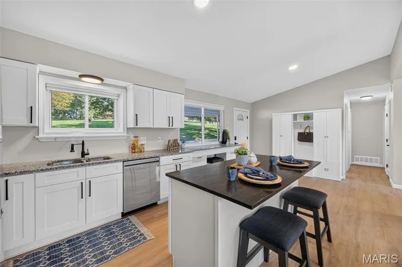 507 Charlotte Place, O'Fallon, MO 63366 — listing photo 11 of 61