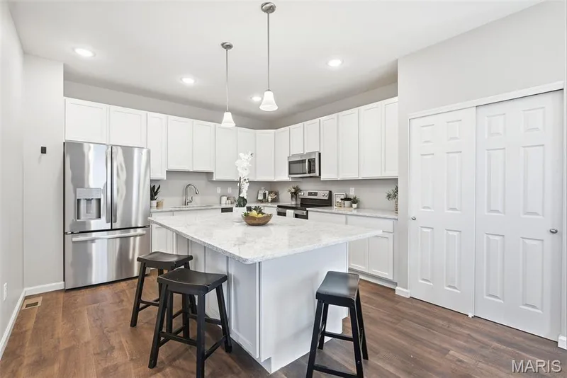 1020 Dyess Way, St Charles, MO 63301 — listing photo 27 of 79