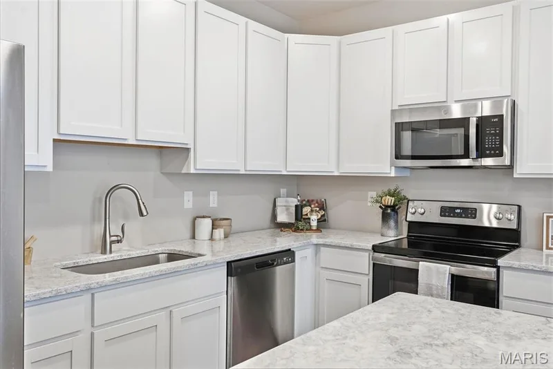 1020 Dyess Way, St Charles, MO 63301 — listing photo 30 of 79