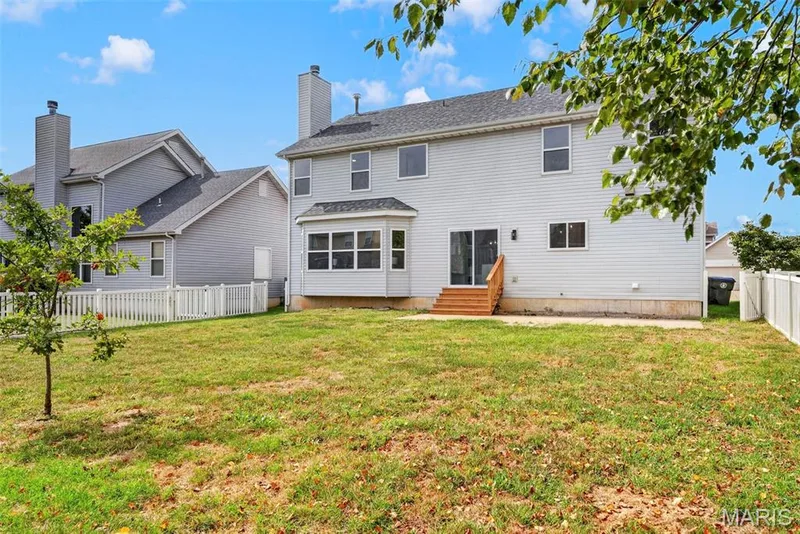 1224 Cold Spring Drive, O'Fallon, MO 63368 — listing photo 5 of 47