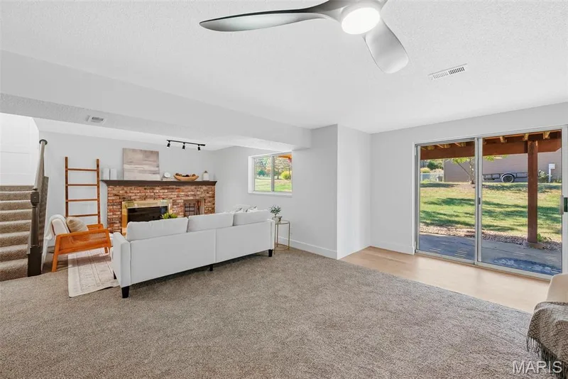 925 Ampere Place, Lake St. Louis, MO 63367 — listing photo 23 of 27