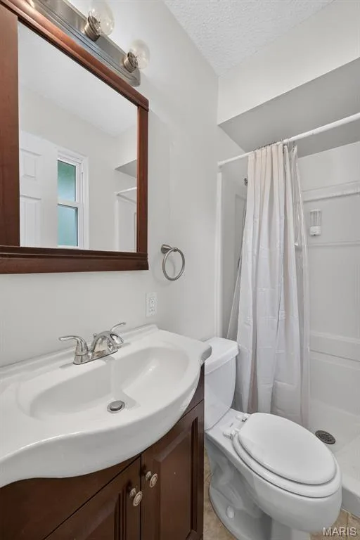 1129 Yorktown Drive, St Charles, MO 63303 — listing photo 21 of 42