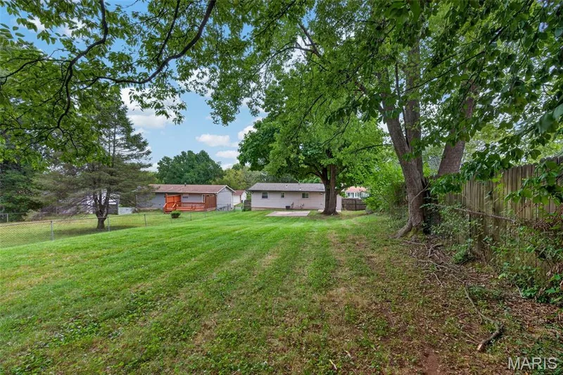 1129 Yorktown Drive, St Charles, MO 63303 — listing photo 39 of 42