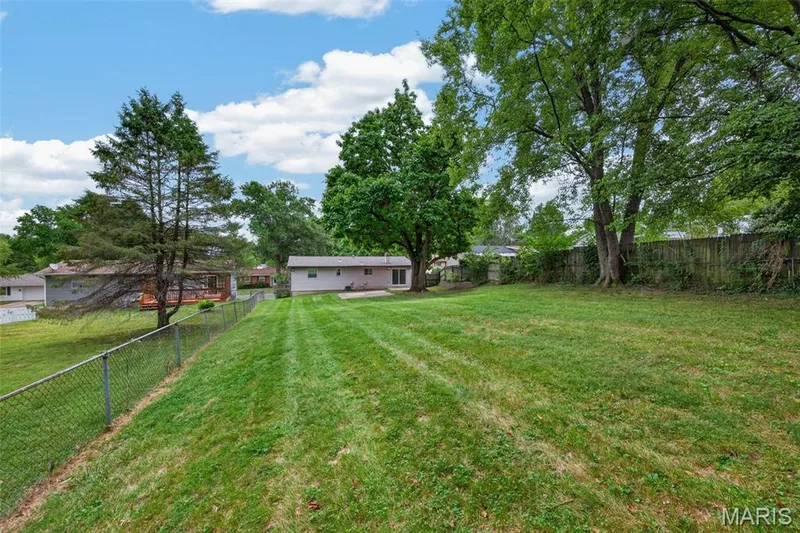 1129 Yorktown Drive, St Charles, MO 63303 — listing photo 41 of 42