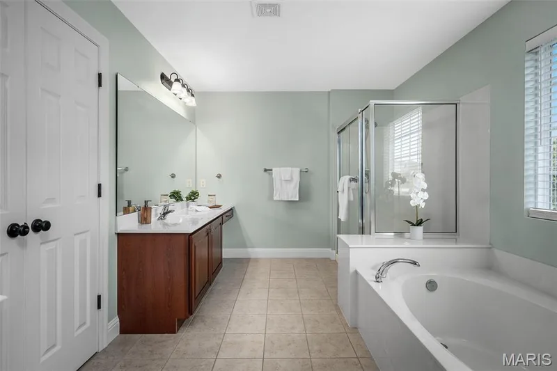 121 Fox Haven Drive, O'Fallon, MO 63368 — listing photo 33 of 59