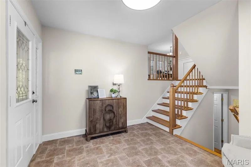 898 Westerfield Drive #1, Weldon Spring, MO 63304 — listing photo 3 of 34