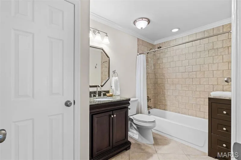 898 Westerfield Drive #1, Weldon Spring, MO 63304 — listing photo 22 of 34