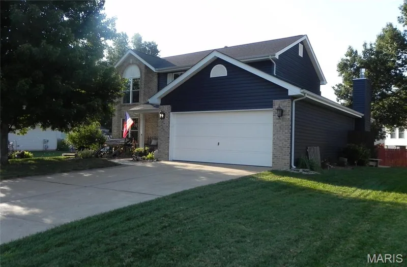 4 Tinsmith Court, St Charles, MO β listing photo 1