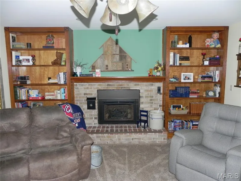 4 Tinsmith Court, St Charles, MO 63366 — listing photo 9 of 10