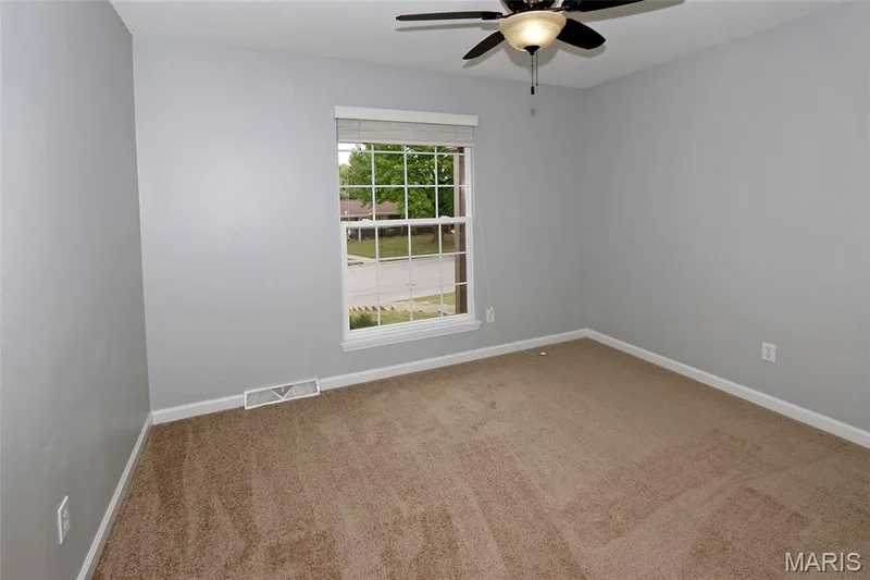 3001 W Adams, St Charles, MO 63301 — listing photo 19 of 32
