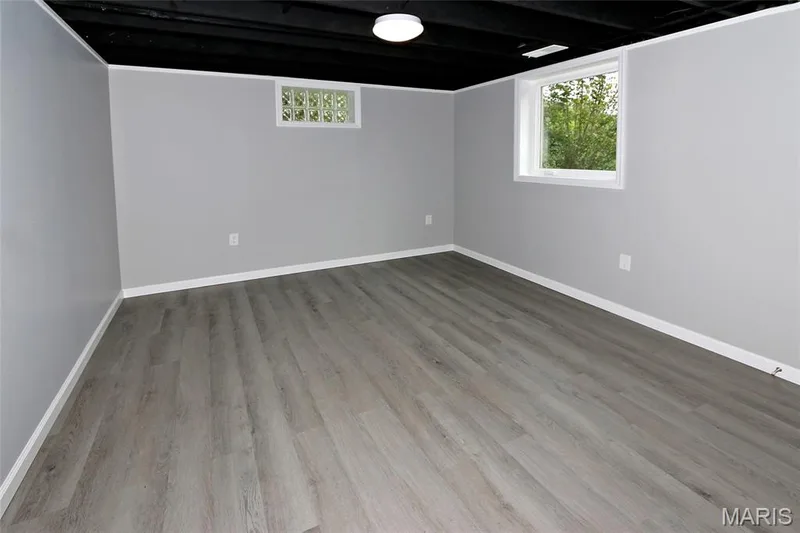 3001 W Adams, St Charles, MO 63301 — listing photo 26 of 32