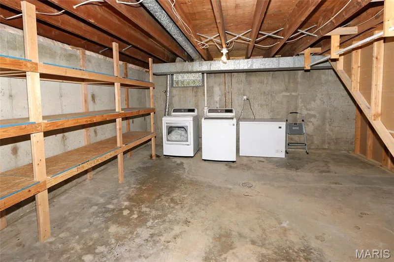 3001 W Adams, St Charles, MO 63301 — listing photo 28 of 32