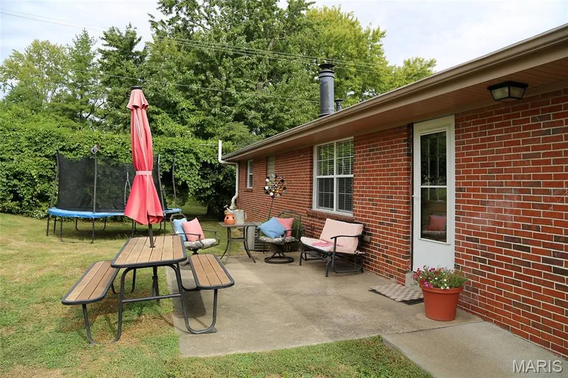 3001 W Adams, St Charles, MO 63301 — listing photo 30 of 32