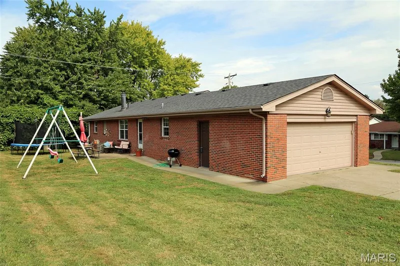 3001 W Adams, St Charles, MO 63301 — listing photo 32 of 32