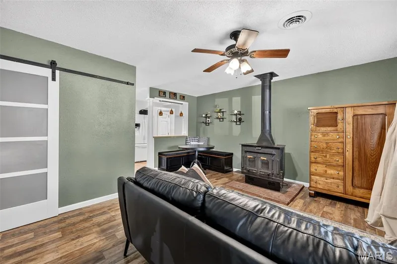 5 Juno Drive, Wentzville, MO 63385 — listing photo 5 of 43