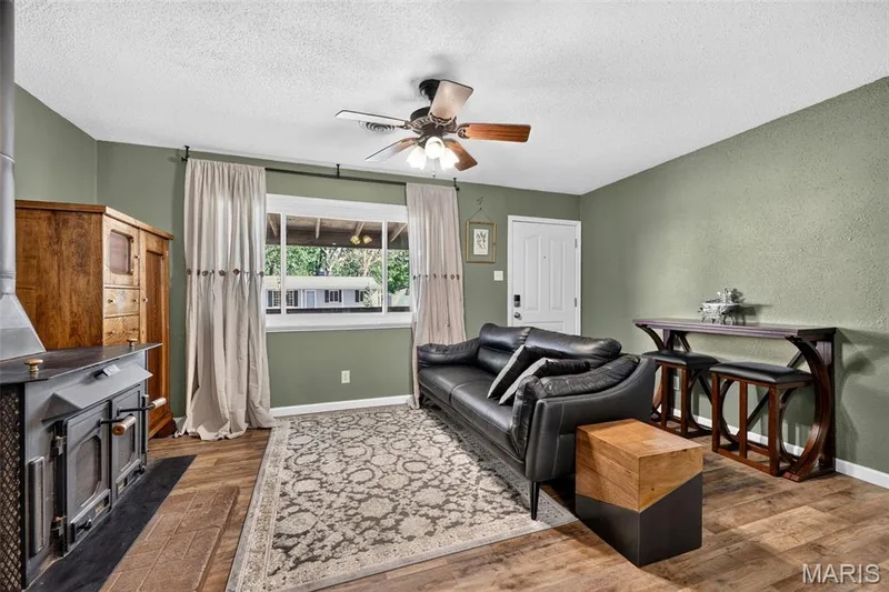 5 Juno Drive, Wentzville, MO 63385 — listing photo 9 of 43
