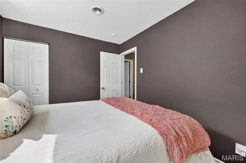 5 Juno Drive, Wentzville, MO 63385 — listing photo 21 of 43