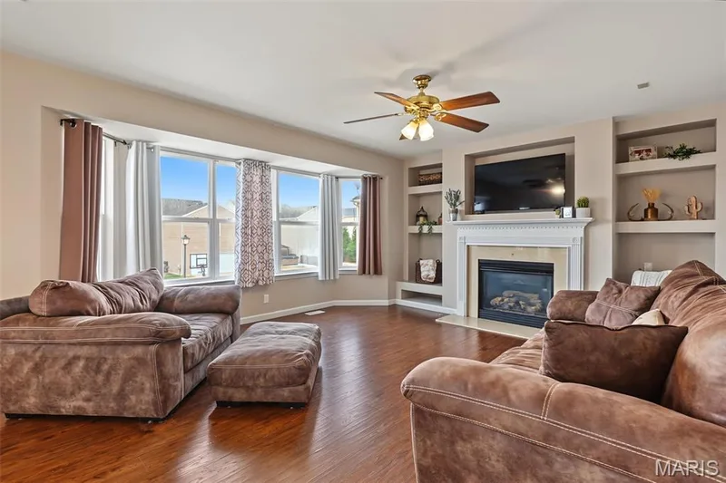 1008 Glengarry Drive, Wentzville, MO 63385 — listing photo 22 of 35