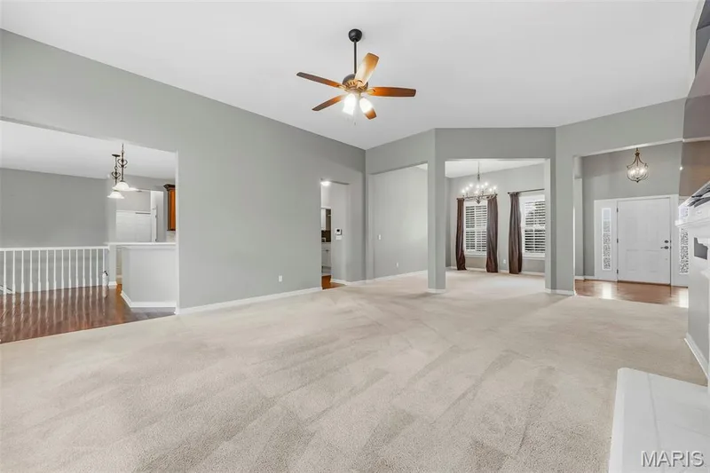 1817 Majestic Oaks Drive, Wentzville, MO 63385 — listing photo 8 of 38