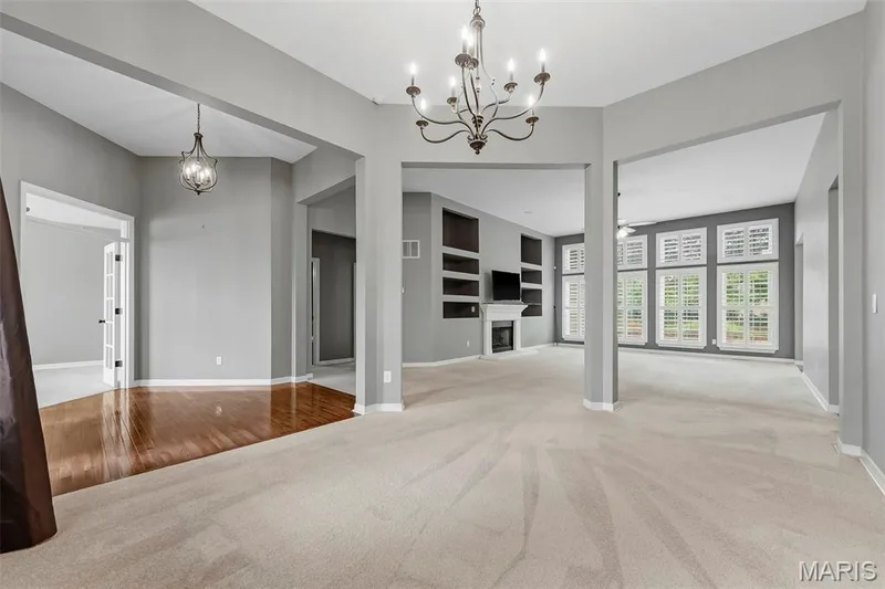1817 Majestic Oaks Drive, Wentzville, MO 63385 — listing photo 10 of 38