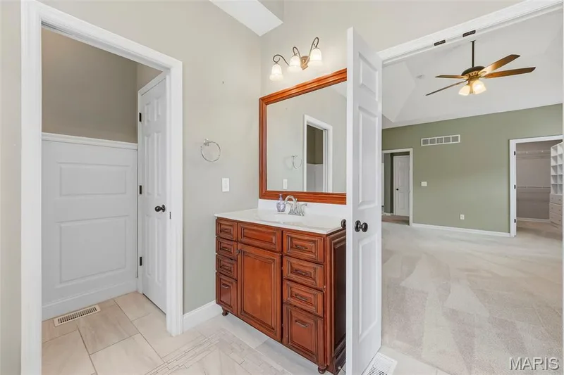 1817 Majestic Oaks Drive, Wentzville, MO 63385 — listing photo 21 of 38