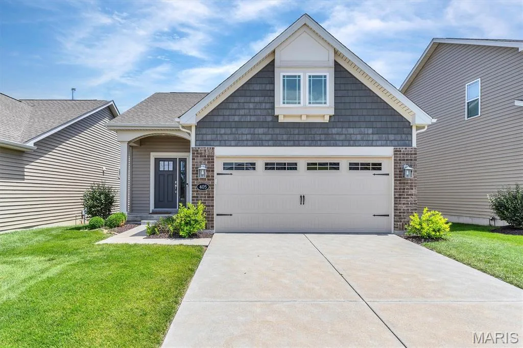 405 Copperfield Court, St Charles, MO 63301 — listing photo 1 of 55