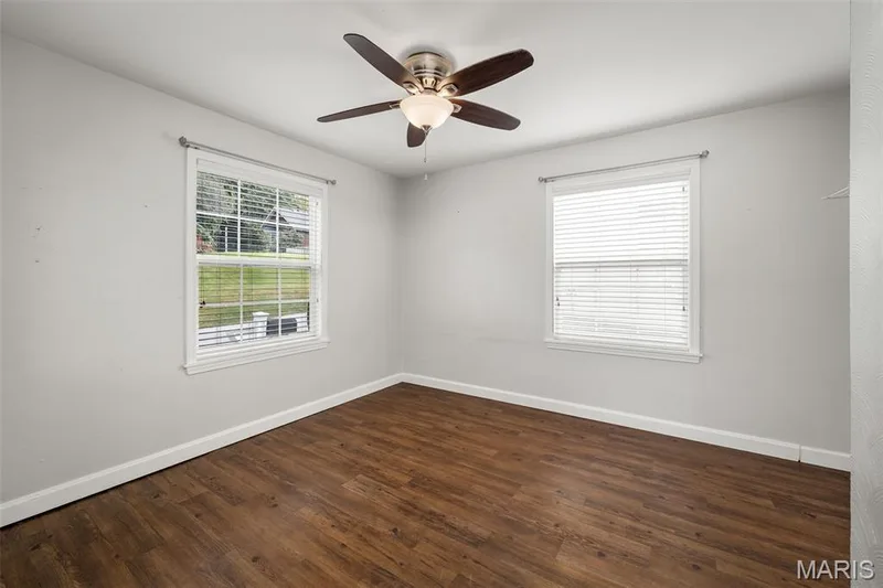 613 Schaefer Place, St Charles, MO 63301 — listing photo 9 of 27