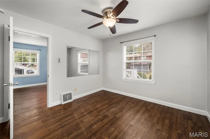 613 Schaefer Place, St Charles, MO 63301 — listing photo 11 of 27
