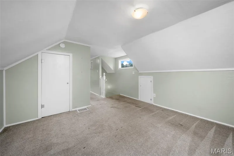 613 Schaefer Place, St Charles, MO 63301 — listing photo 14 of 27