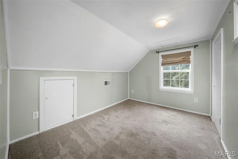 613 Schaefer Place, St Charles, MO 63301 — listing photo 15 of 27
