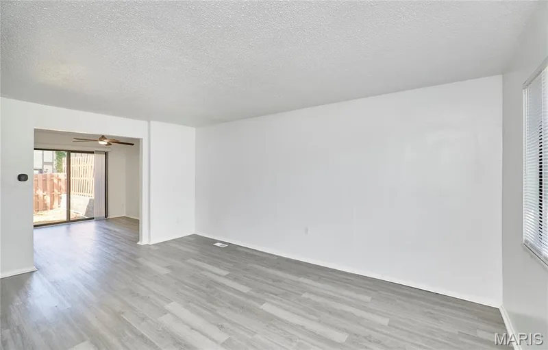 3002 San Souci Drive #3002, Lake St. Louis, MO 63367 — listing photo 3 of 30