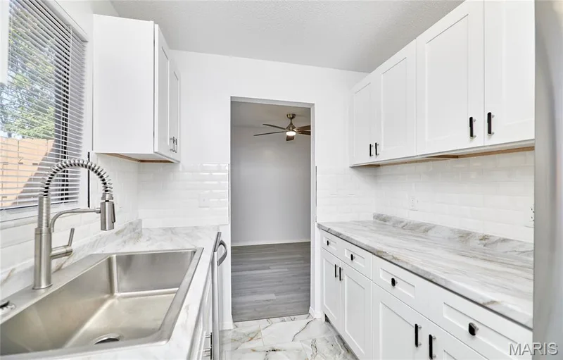 3002 San Souci Drive #3002, Lake St. Louis, MO 63367 — listing photo 11 of 30