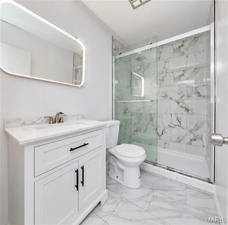 3002 San Souci Drive #3002, Lake St. Louis, MO 63367 — listing photo 17 of 30
