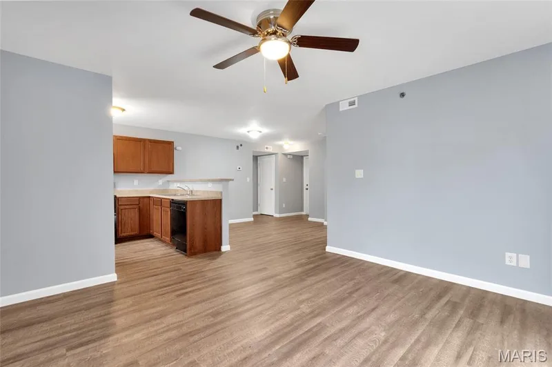 9102 Spring Creek Lane, O'Fallon, MO 63368 — listing photo 10 of 35
