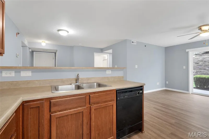 9102 Spring Creek Lane, O'Fallon, MO 63368 — listing photo 13 of 35