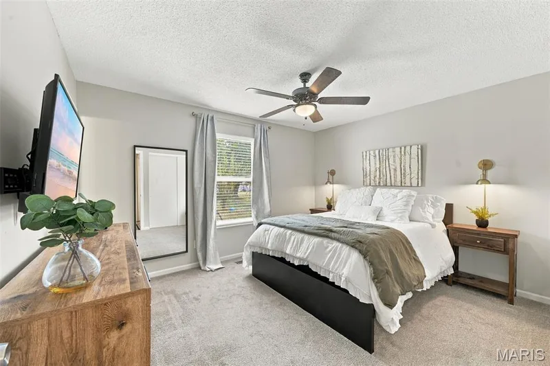 Primary — 6 S Perry Circle, O'Fallon, MO 63366