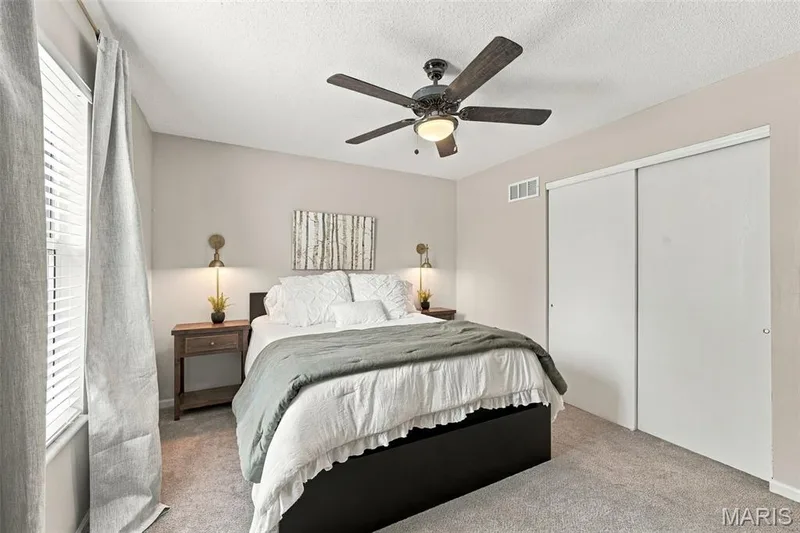 Primary — 6 S Perry Circle, O'Fallon, MO 63366