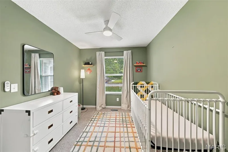 Bed 3 — 6 S Perry Circle, O'Fallon, MO 63366
