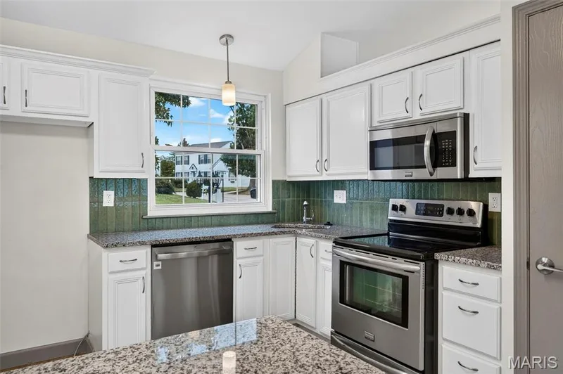 12 Lamplighter Lane, O'Fallon, MO 63368 — listing photo 12 of 45