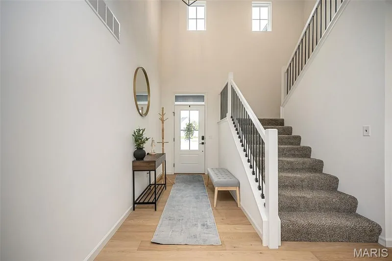 104 Copper Stone Pt, Wentzville, MO 63385 — listing photo 3 of 35