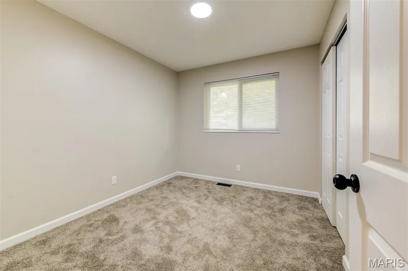 111 Park Charles Boulevard, St Peters, MO 63376 — listing photo 18 of 23