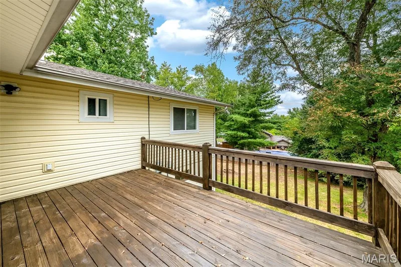111 Park Charles Boulevard, St Peters, MO 63376 — listing photo 22 of 23